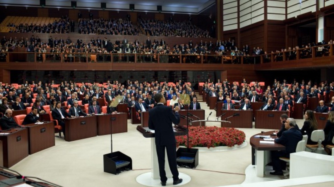 Τουρκία: Εντός της εβδομάδας κατατίθεται η πρόταση για αναθεώρηση του συντάγματος
